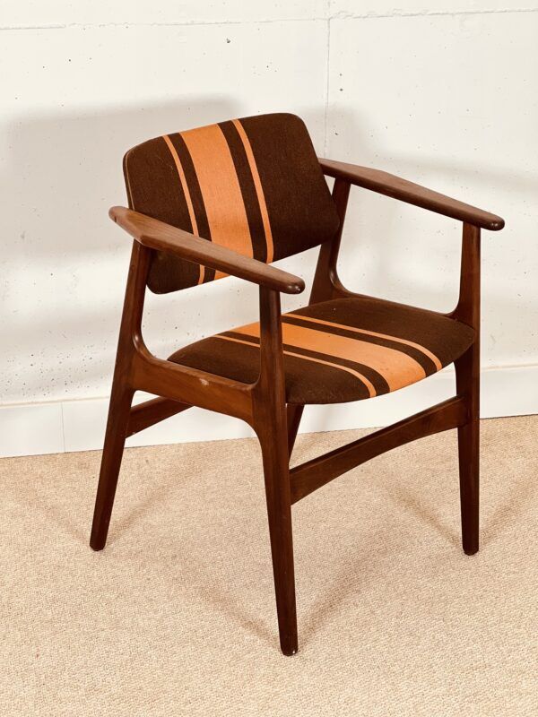Danish armchair by Arne Vodder
