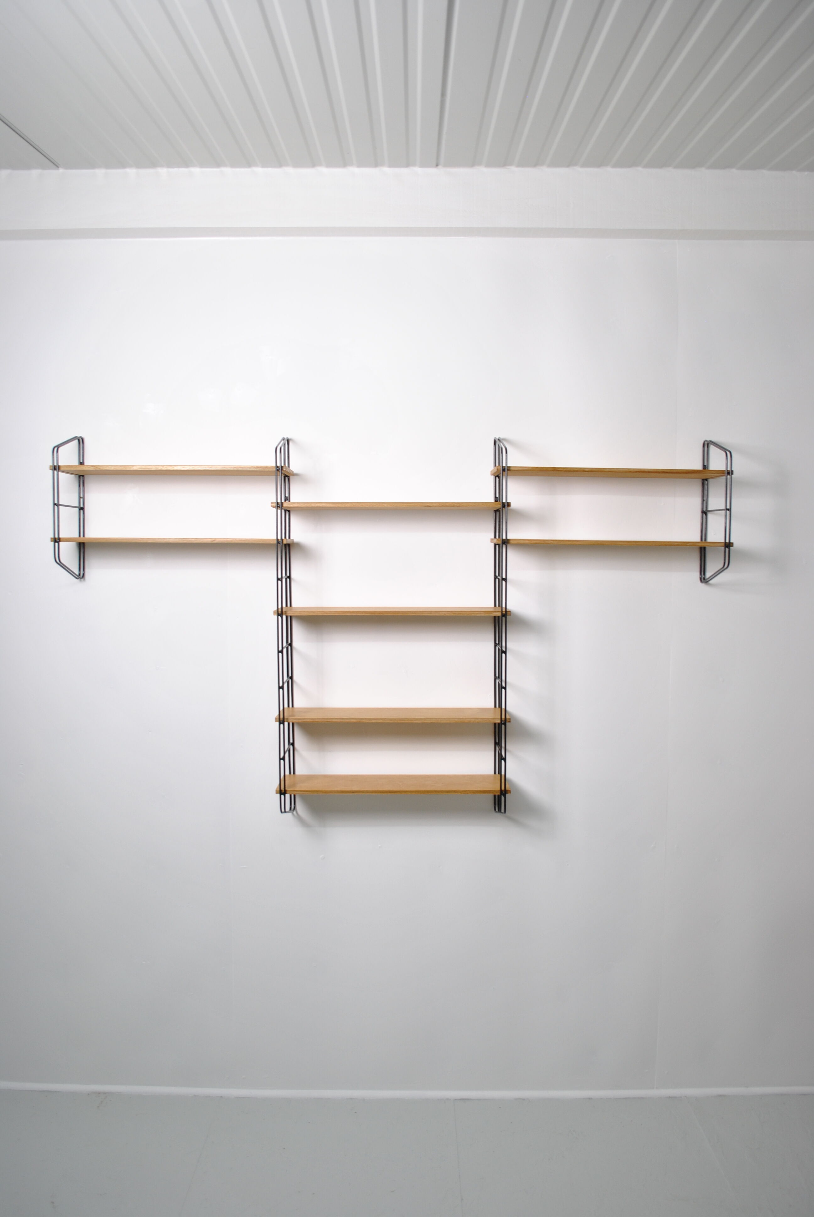String-type shelf, 1970s