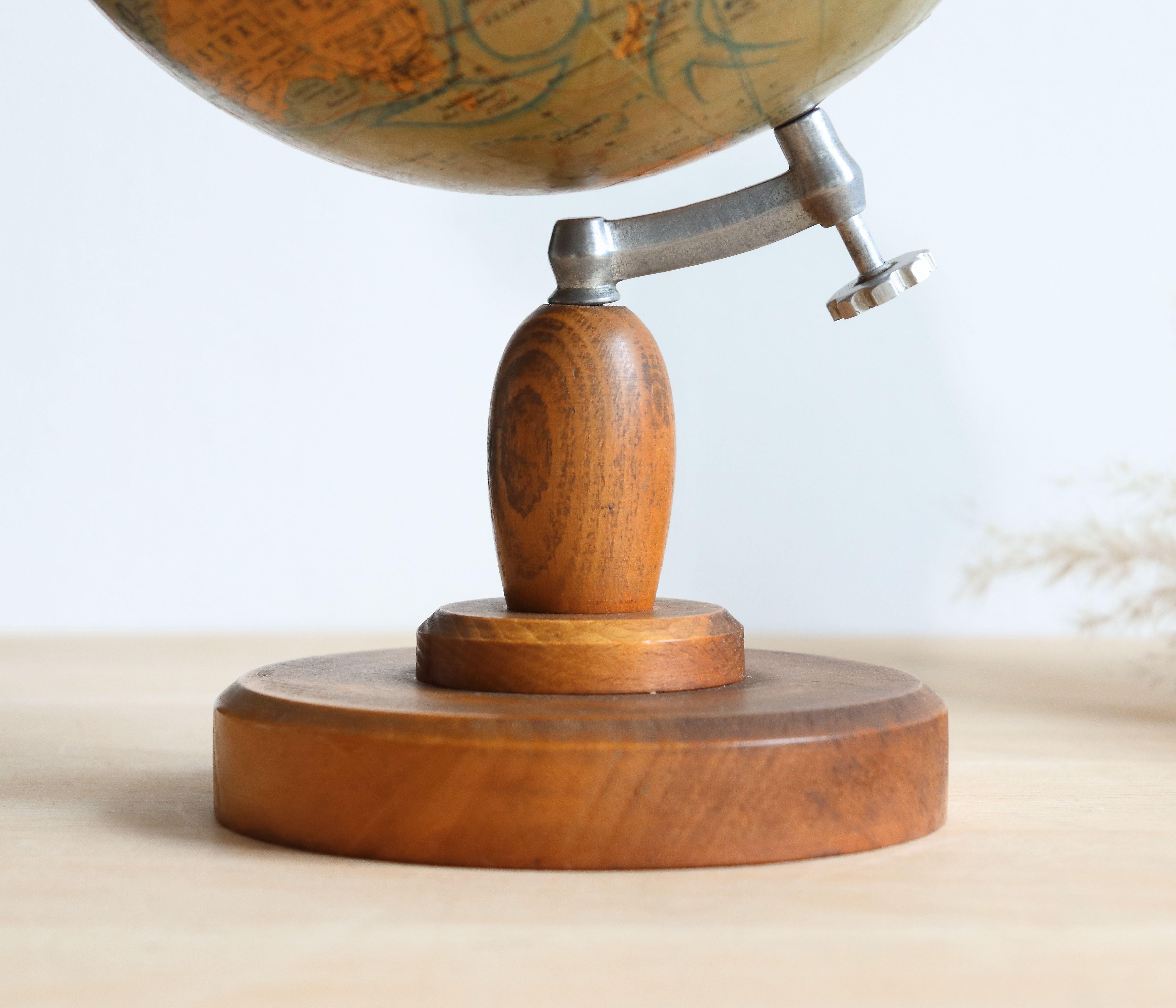 Globe world map J. Forest for Girard Barrère and Thomas on wooden base, 50s
