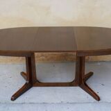 Oval dining table extendable by Baumann