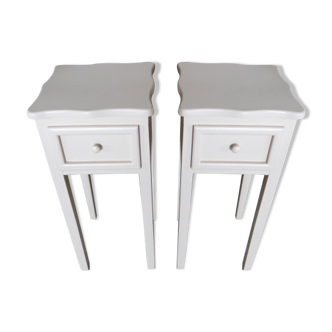 Paire de chevets en bois repeint