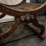 Curule Dagobert armchair in walnut