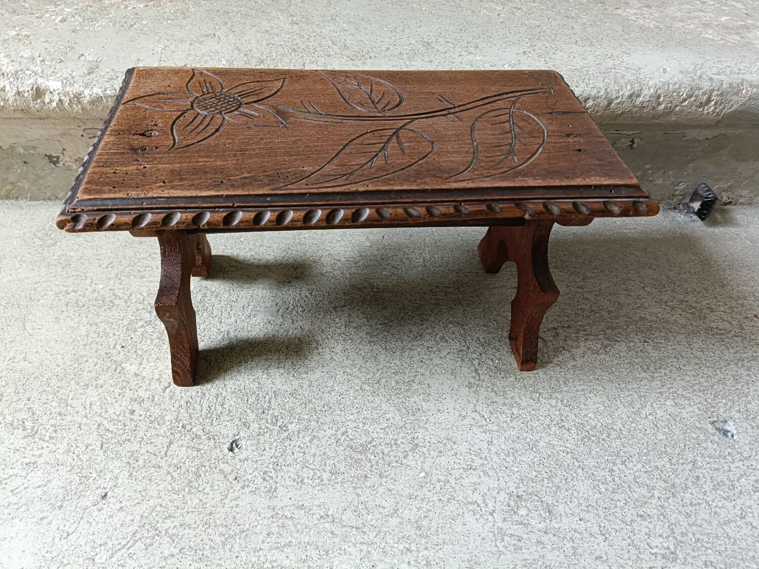 Antique footrest