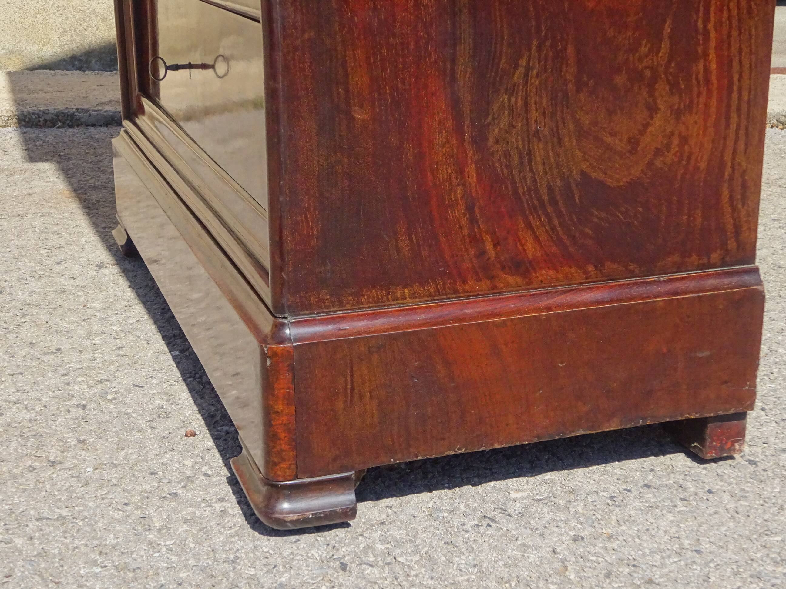 Bibliothèque époque Louis Philippe en acajou