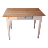 Farmhouse table