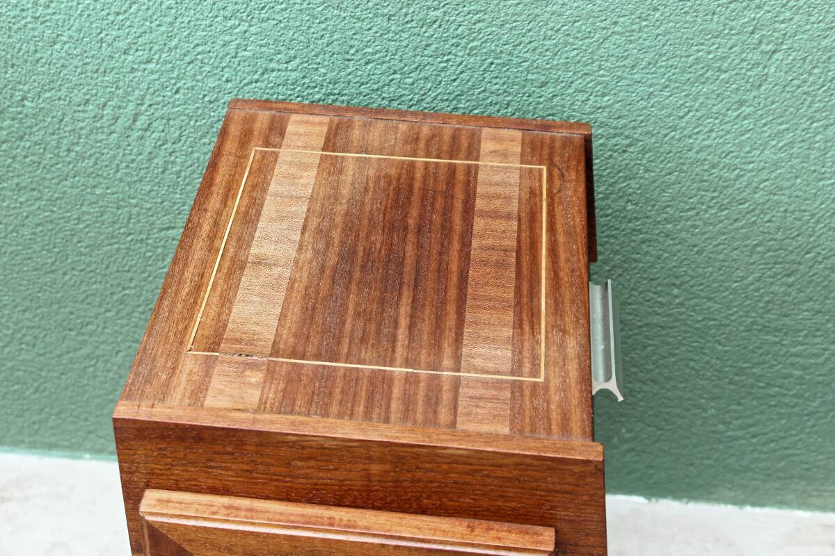 Table de chevet, teck et palissandre
