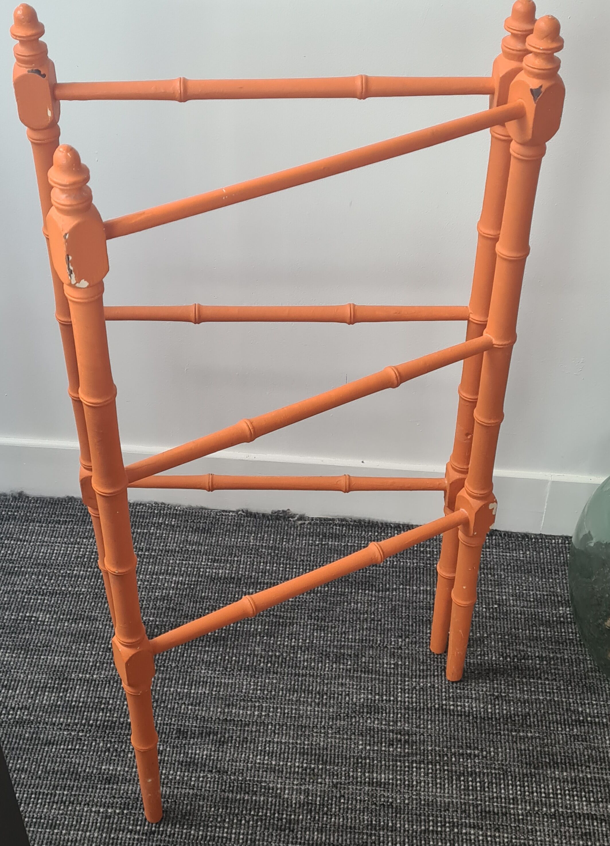 Wooden towel rack