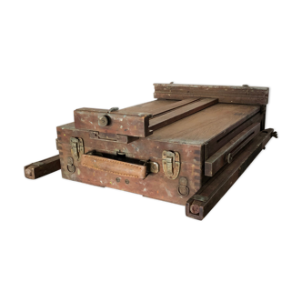 Wooden painter's case, with accessories