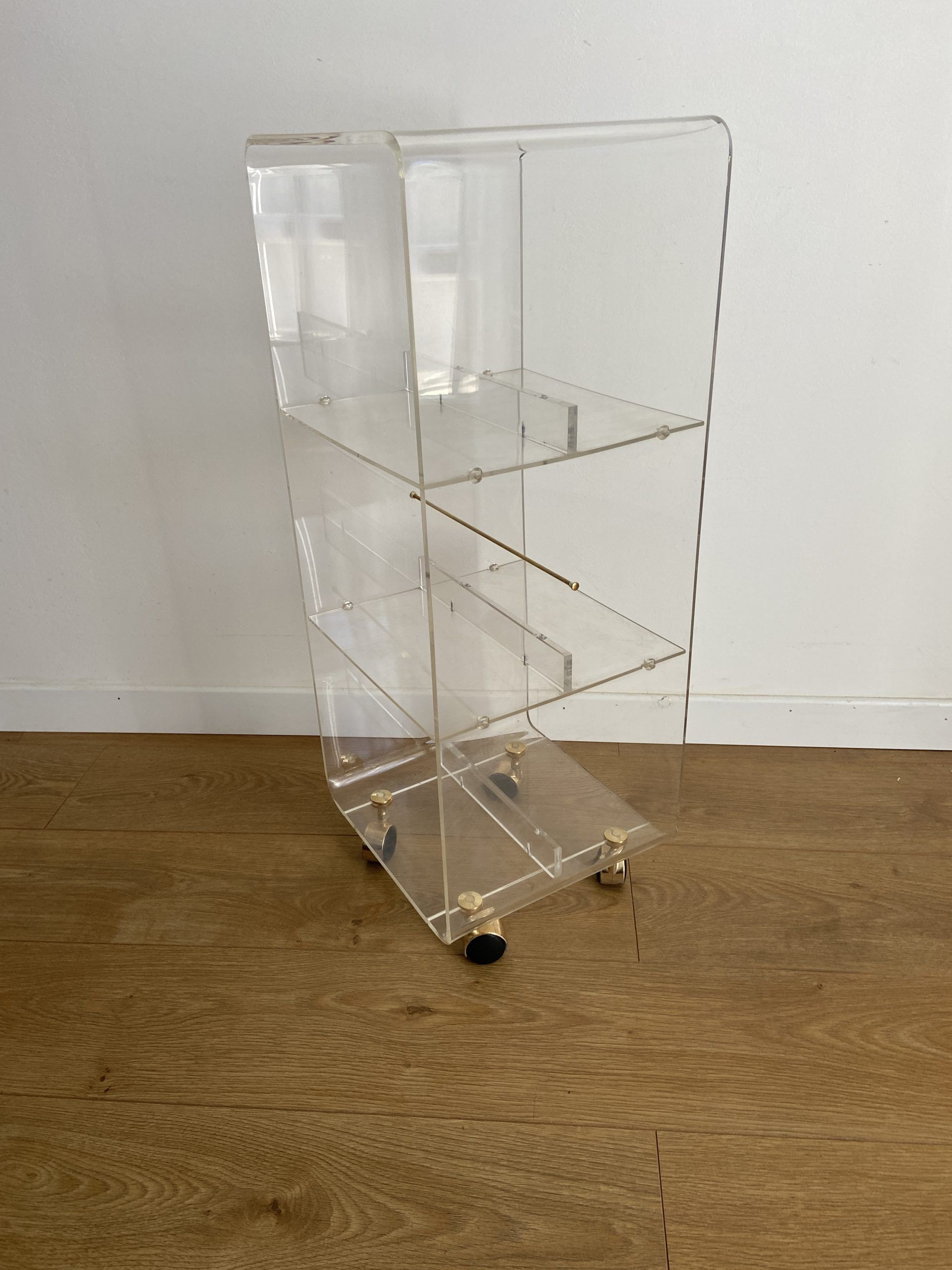Altuglas wheeled storage tower by David Lange