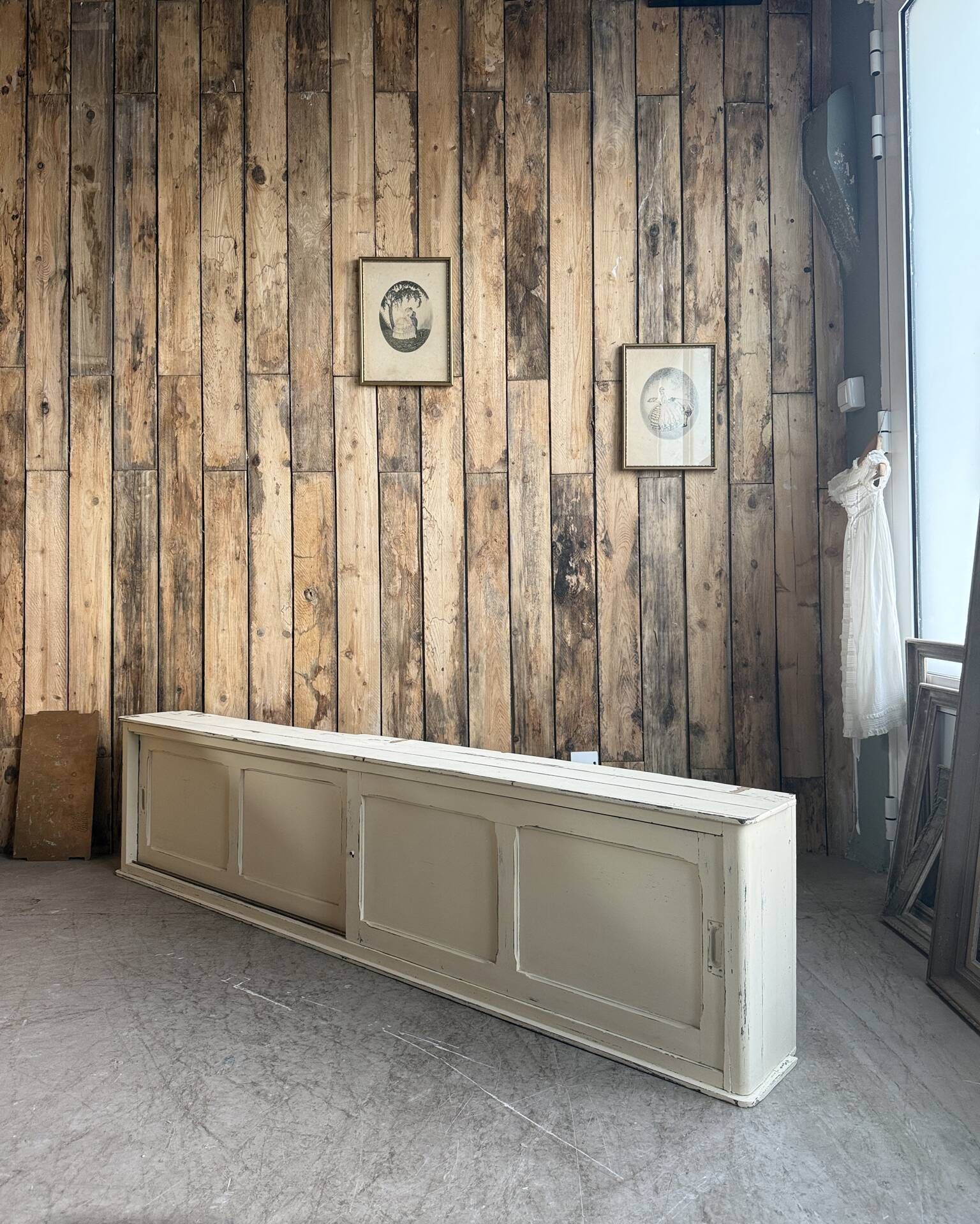Vintage patinated work cabinet with sliding doors (renovated)