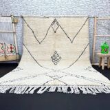 Handmade pure wool beni ourain rug, size 200x300 cm.
