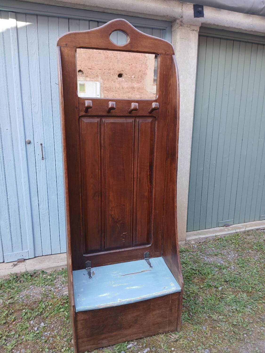 Wooden coat rack trunk