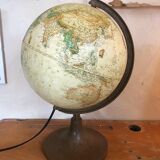 Globe terrestre lumineux vintage