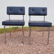 Paire de chaises en skaï design chromé - 1950s