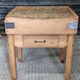 Vintage chopping block butcher table kitchen island