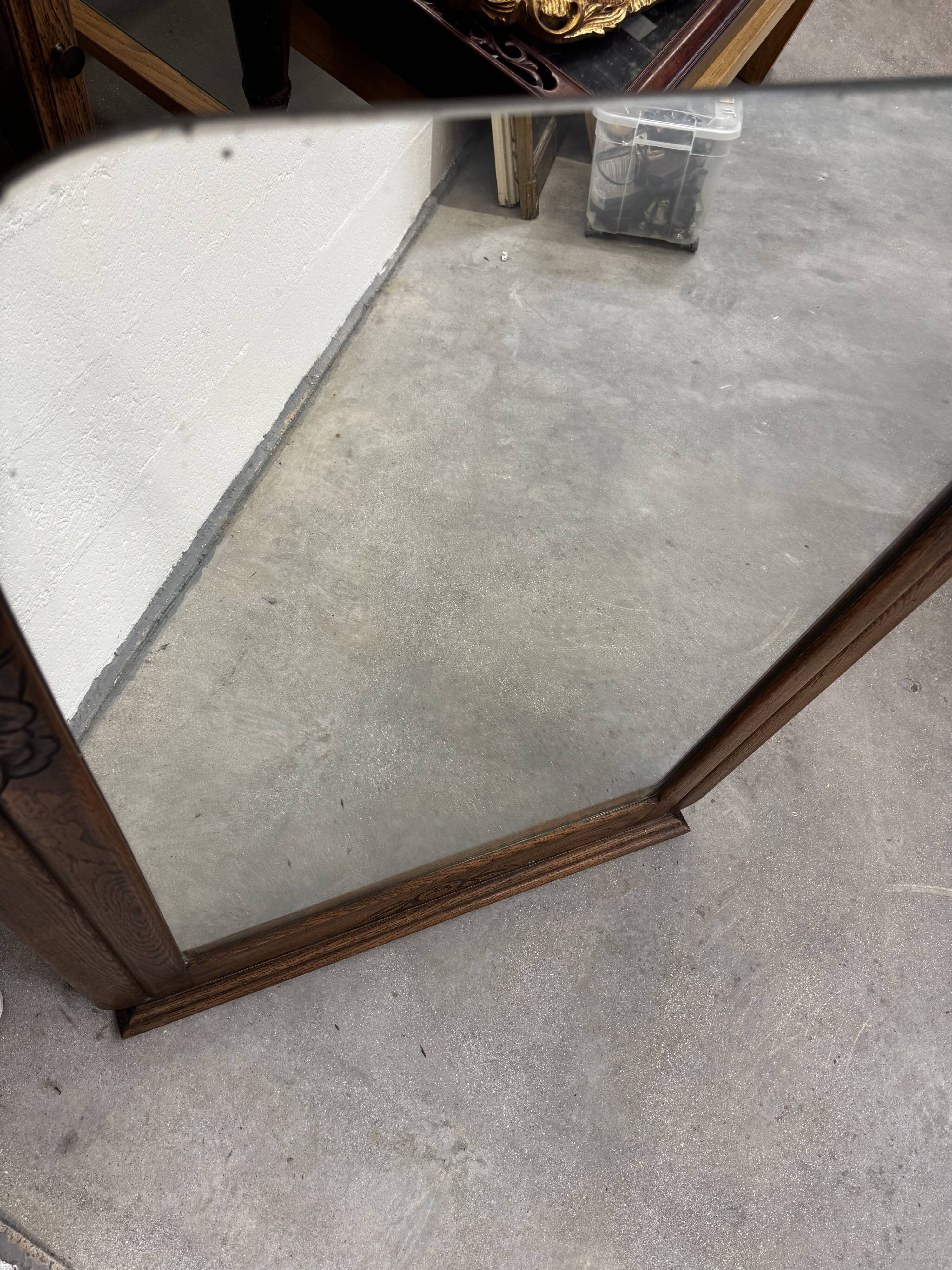 Art Deco mirror in carved oak – 1930s – 102 x 78 cm