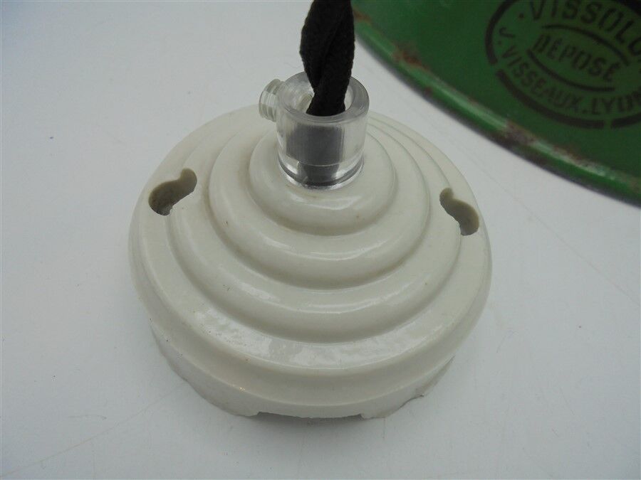 Enamelled sheet metal hanging