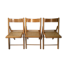 Trio de chaises pliantes cannées vintage