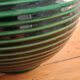 Vase en faïence émaillé vert