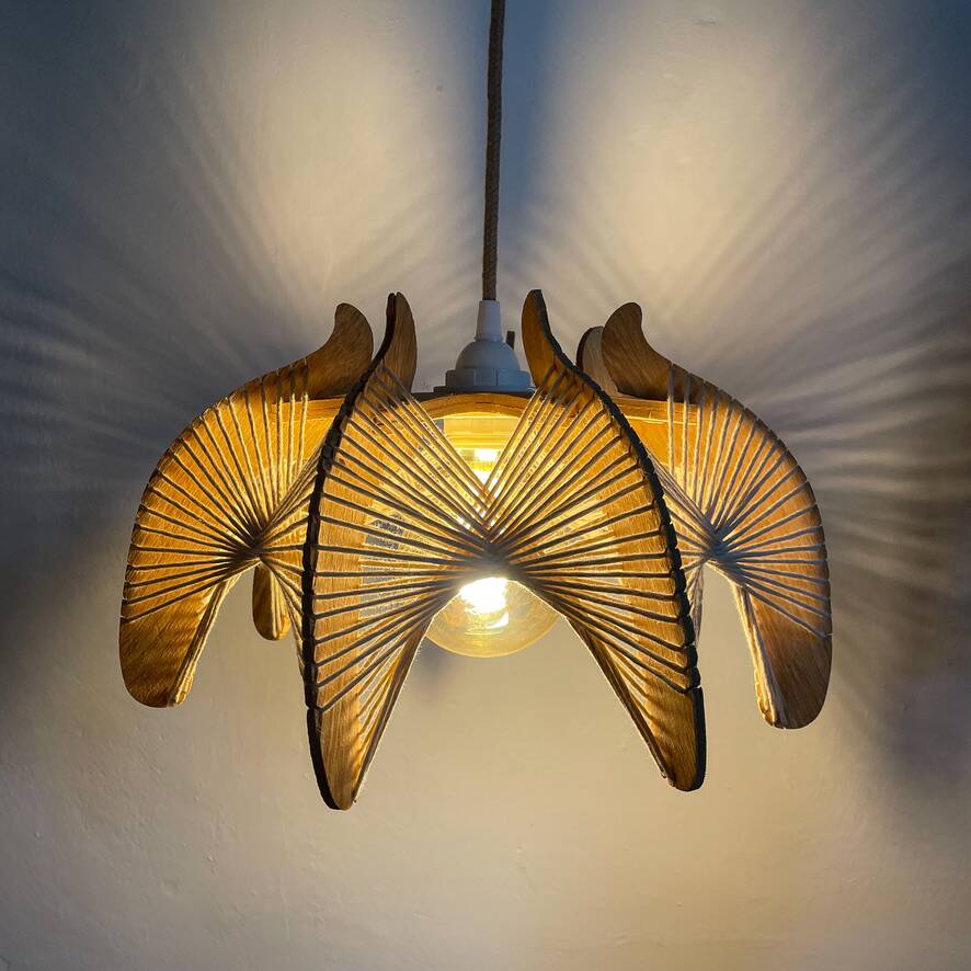 Suspension vintage en fil et bois