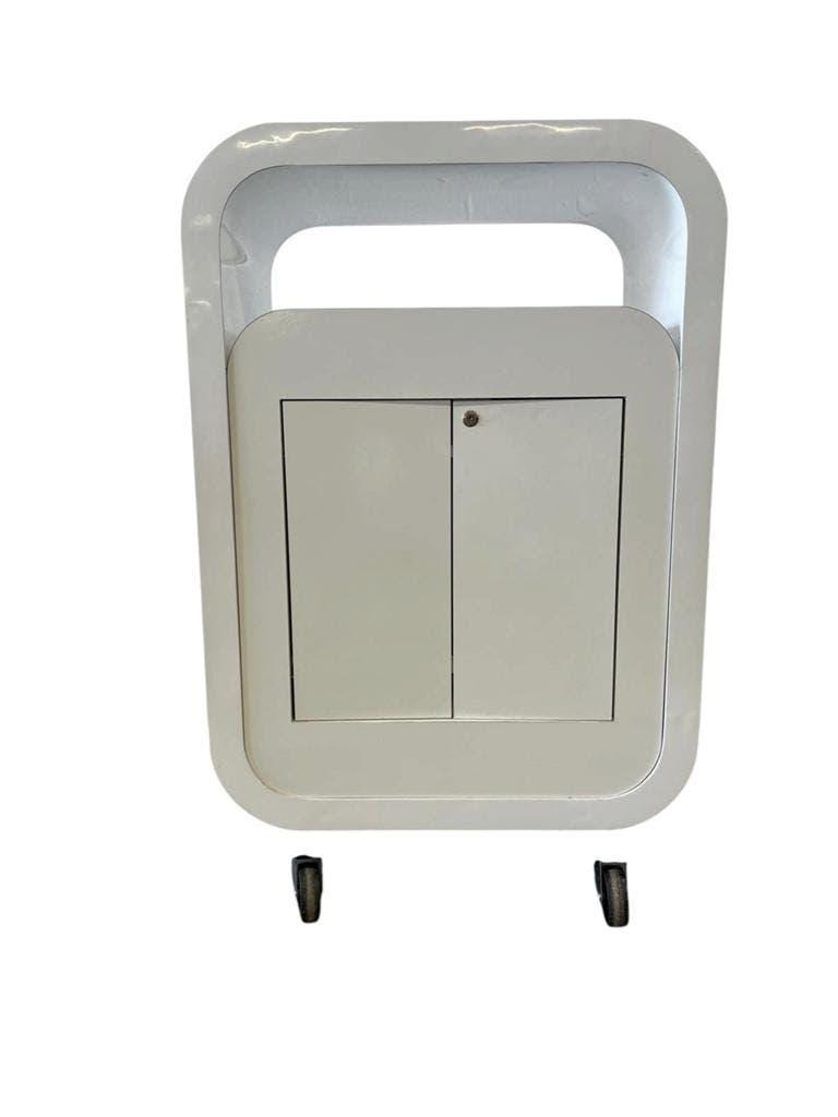 Commode vintage blanche incurvée