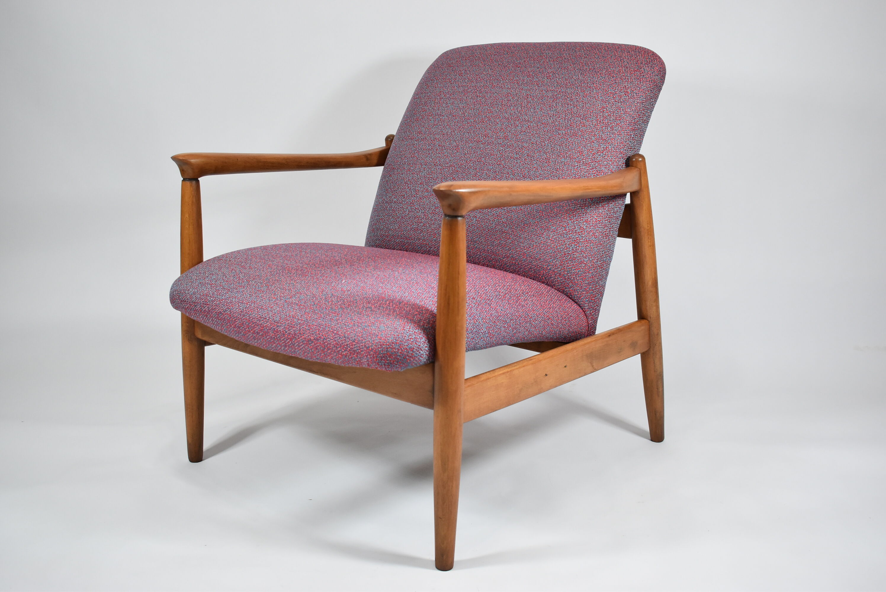 Original restored armchair GFM-64, designer E.Homa, 1960s, Teak