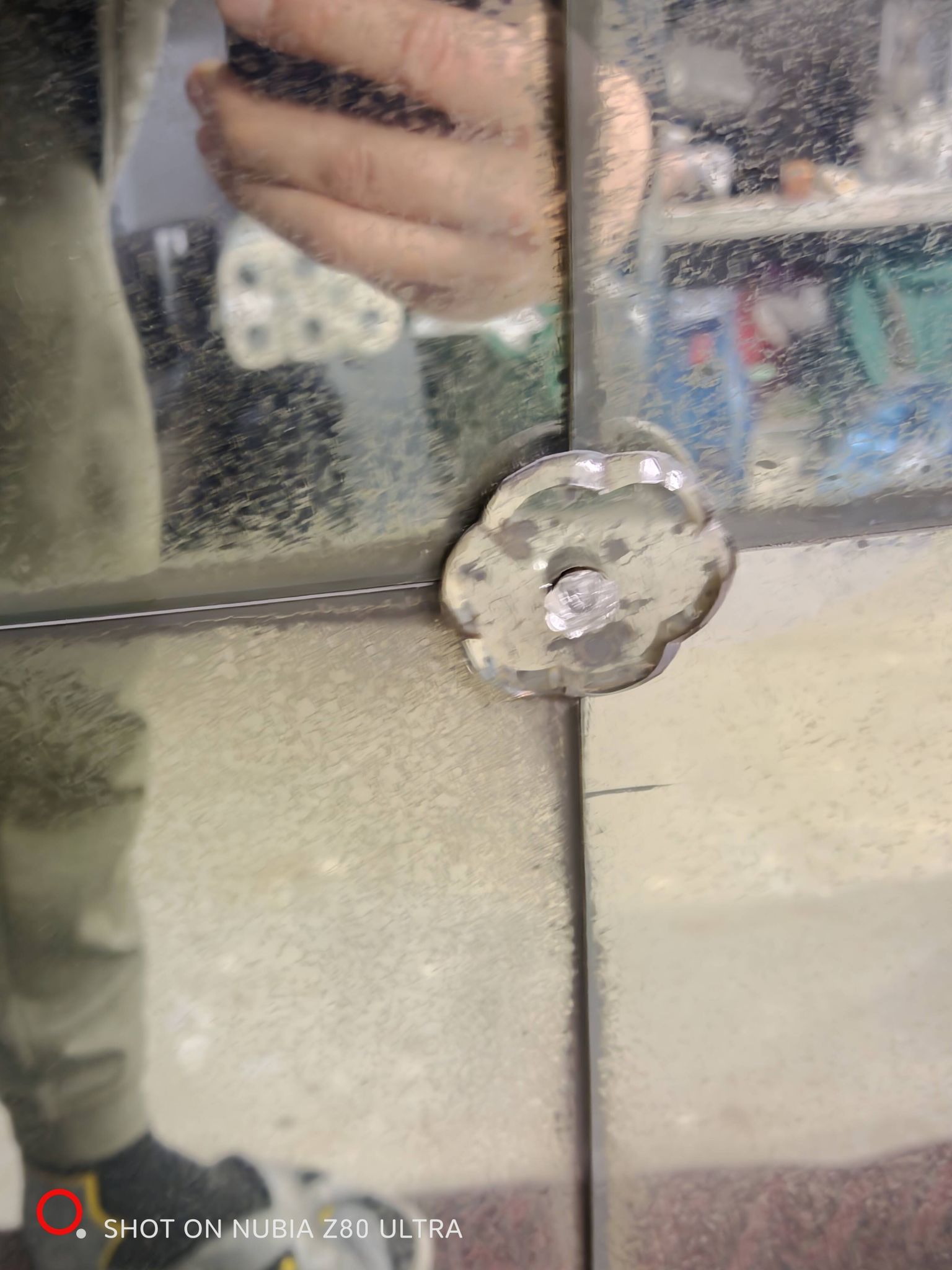 Miroir Industriel Verrière avec Patine Antique – Pièce Unique
