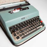 Olivetti Lettera 32 typewriter revised and new ribbon