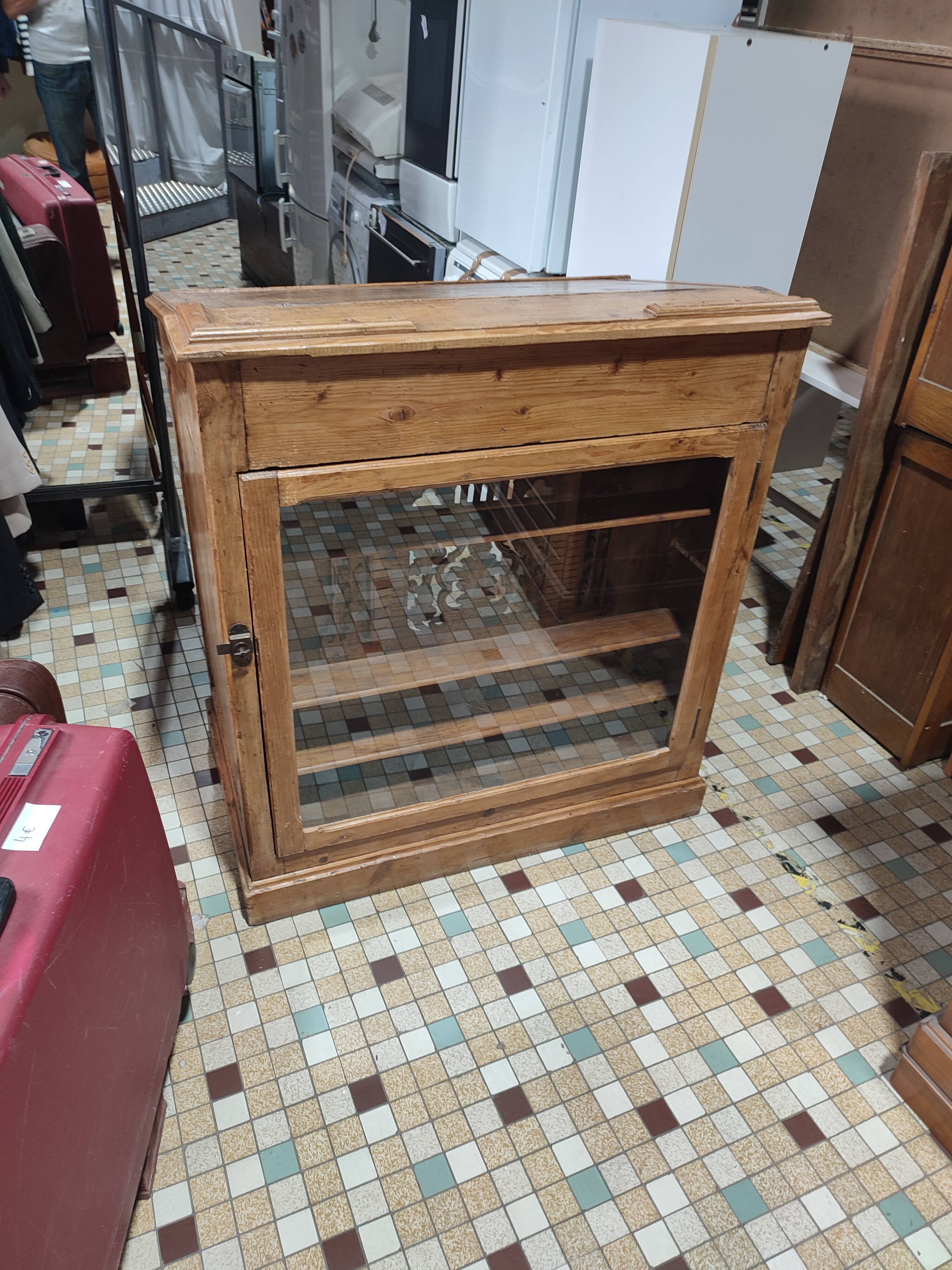 Meuble comptoir atelier église industriel bijoutier mercerie