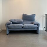 Maralunga 2-seater sofa by Vico Magistretti for Cassina