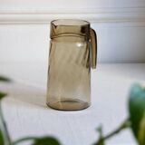 Pichet vintage en verre fumé