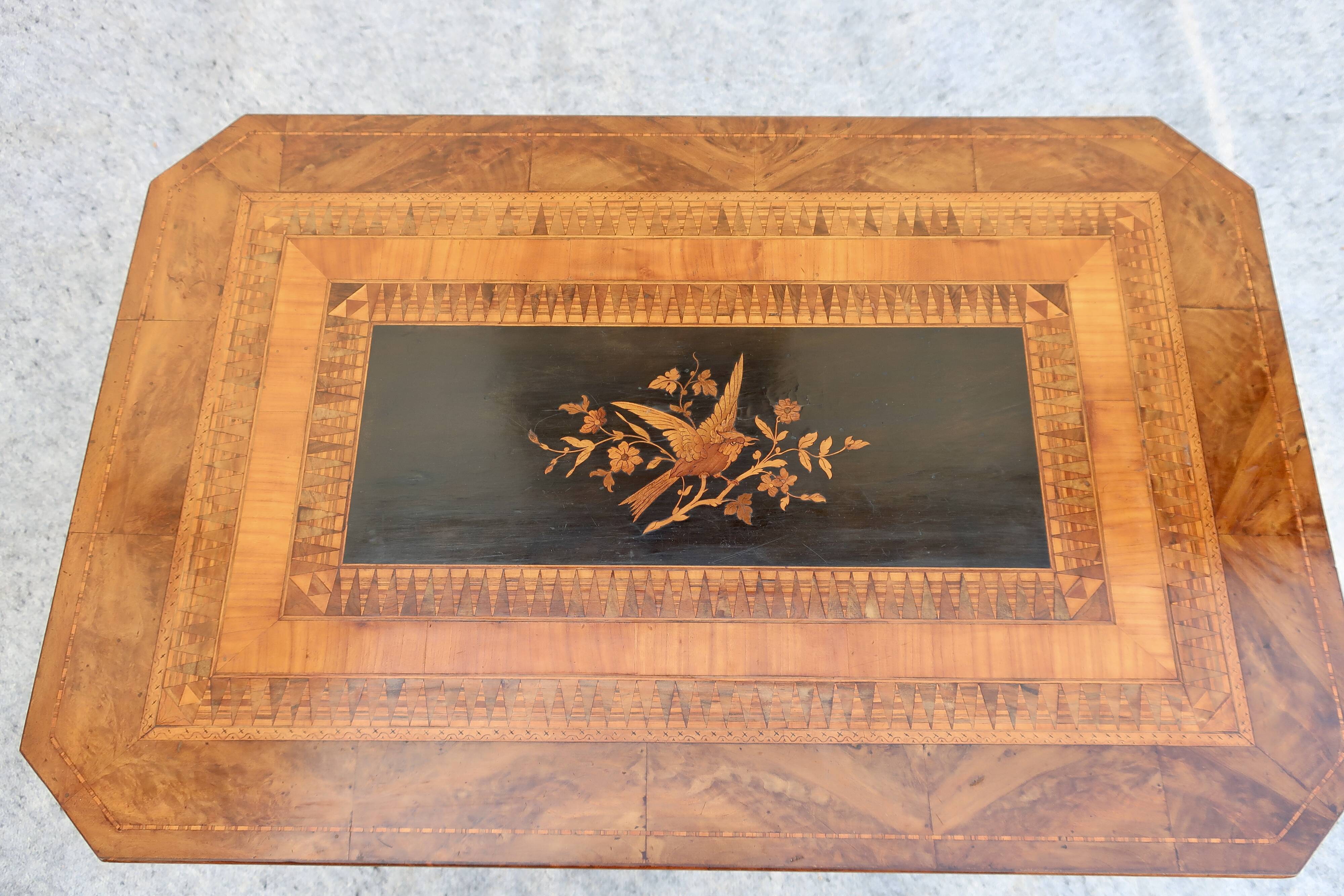 Inlaid living room pedestal table, italy 19th century, circa 1850