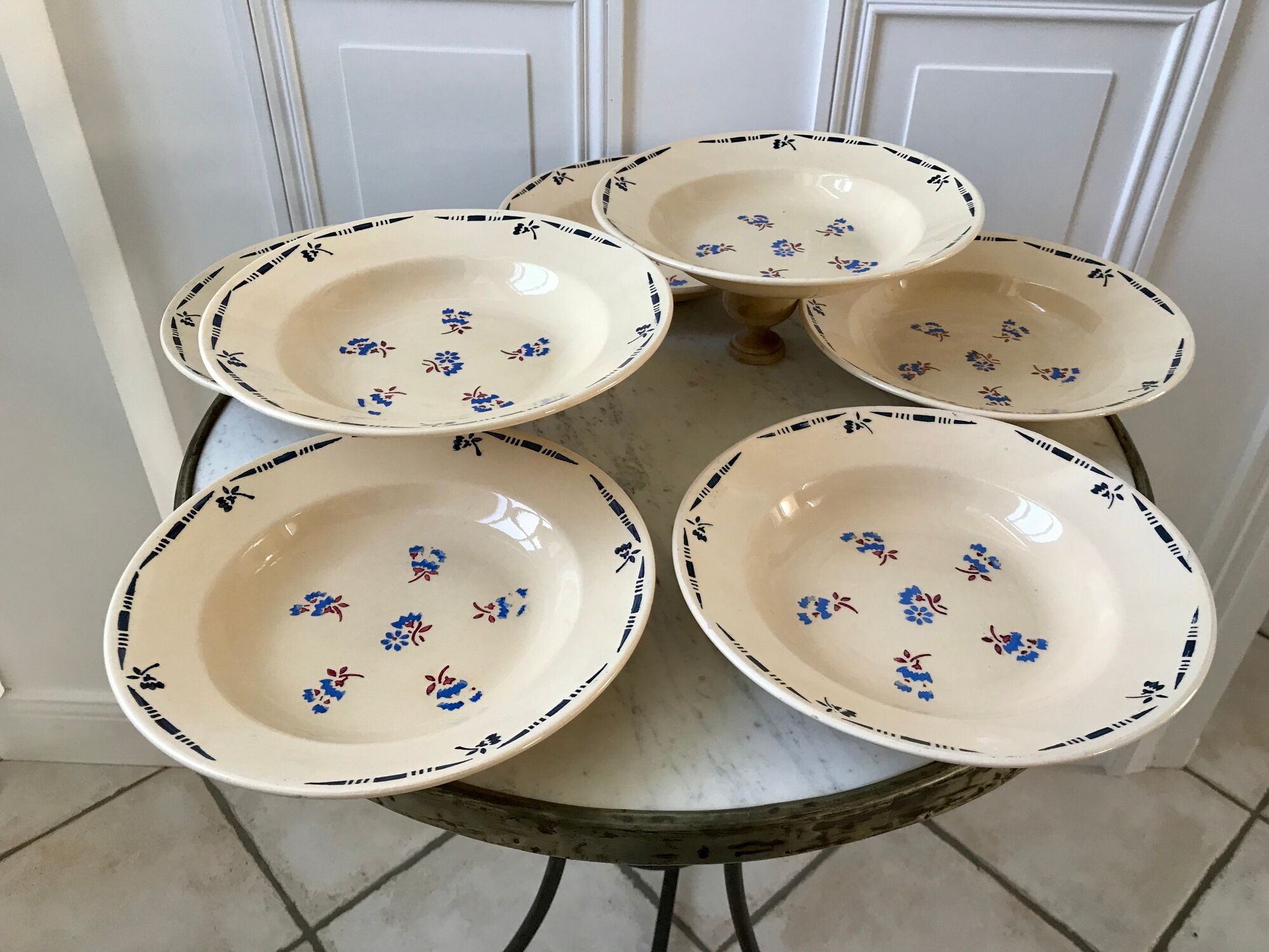 Set of 7 hollow plates k&g lunéville model "flore" 30s
