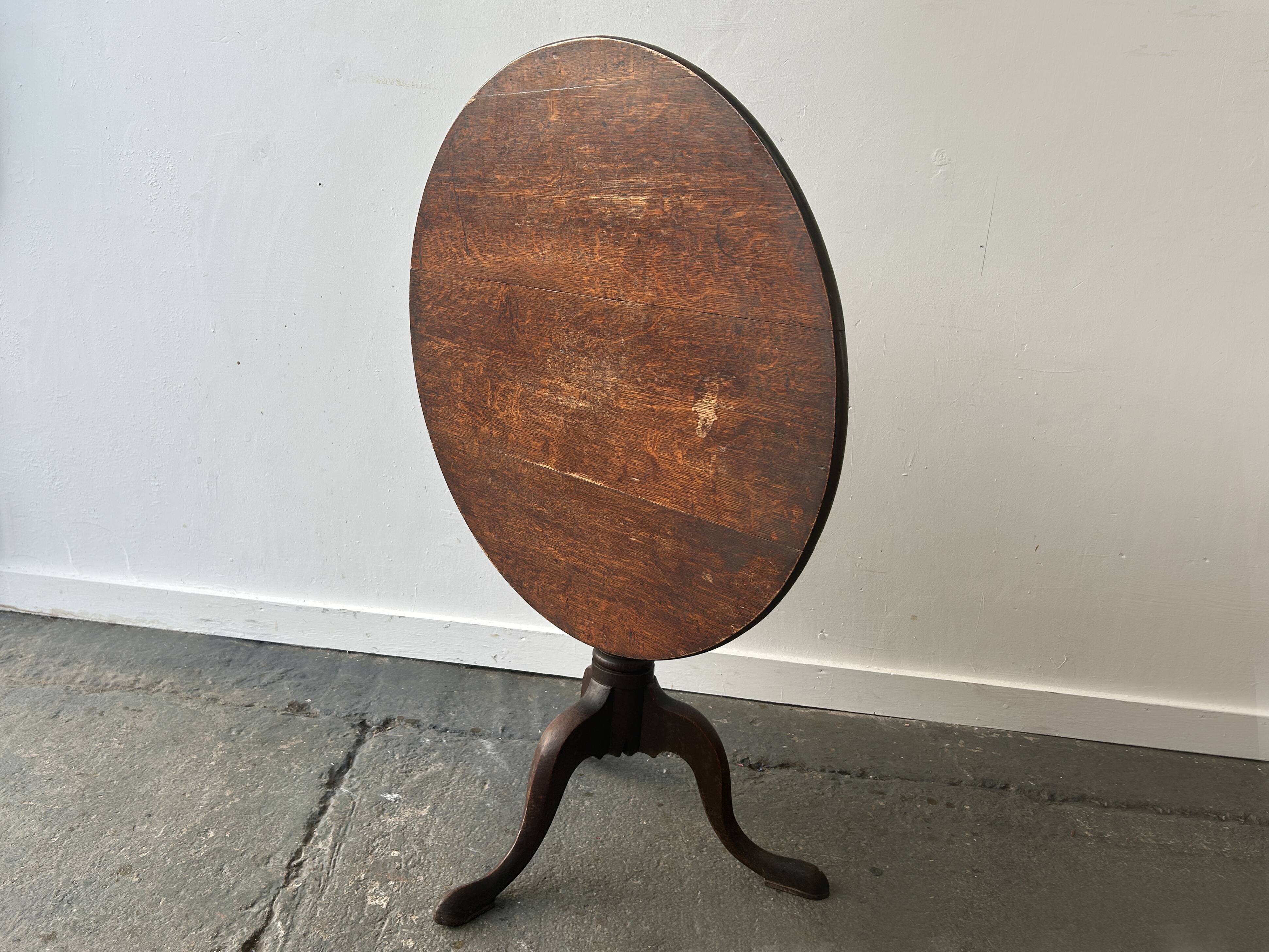Georgian style antique  oak tilt top tripod occasional side table