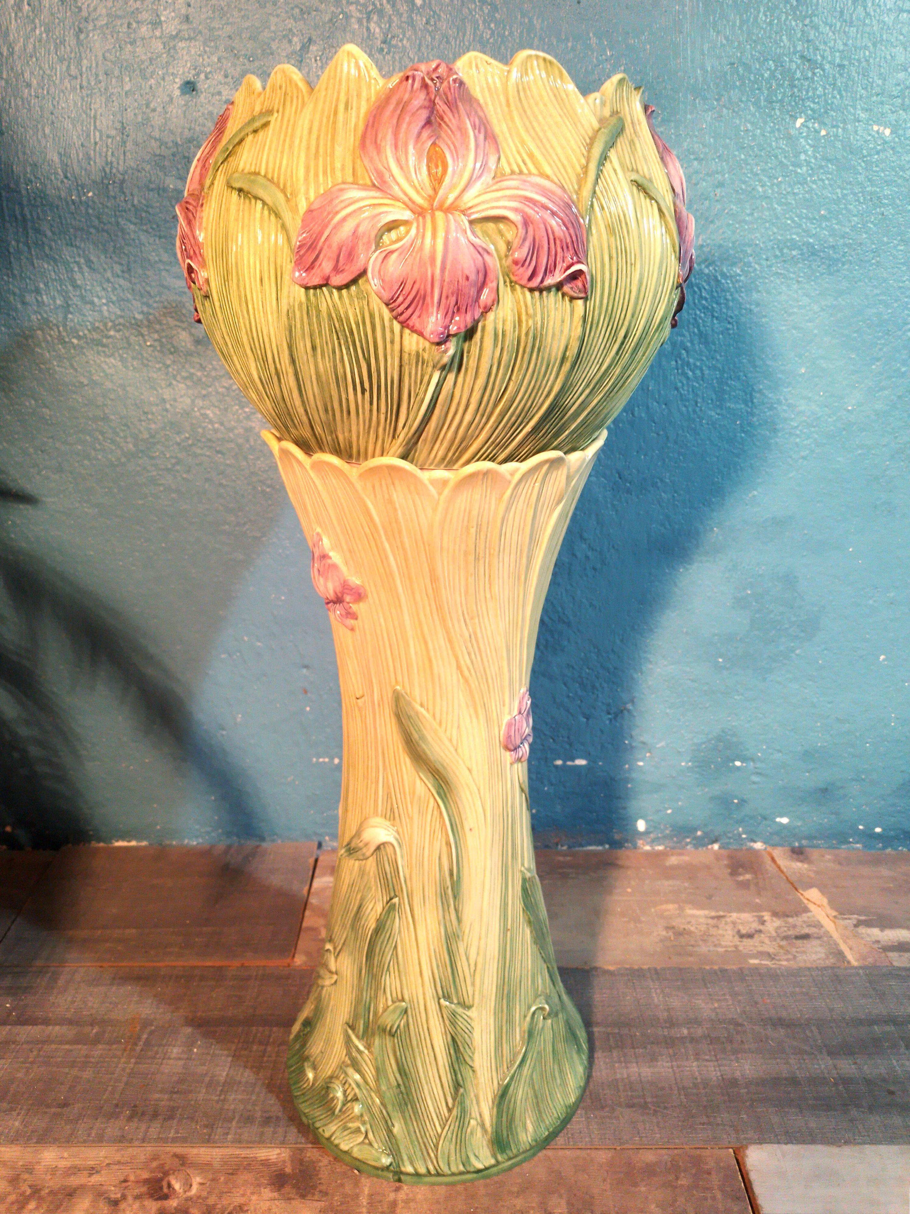 Chaumette 1970s flowerpot column