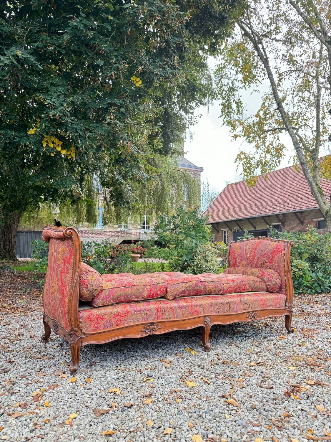 Bench, Daybed in Walnut, Louis XV Style, 19th Century