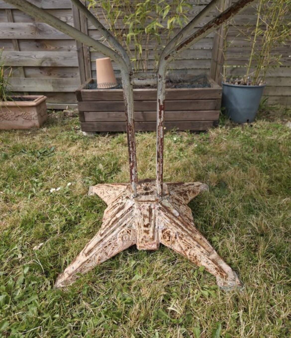 Louis Vuitton garden table