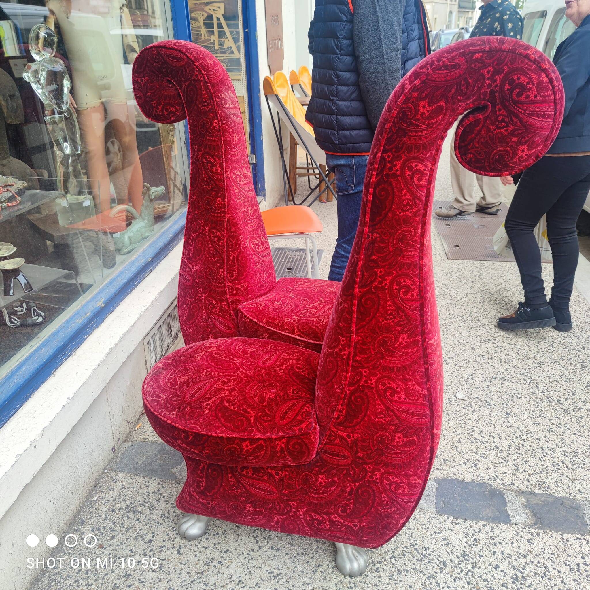 Pair of velvet lounge chairs with a Kashmir pattern from Bretz.