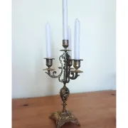four-light candelabrum in chiselled brass from the 19th century