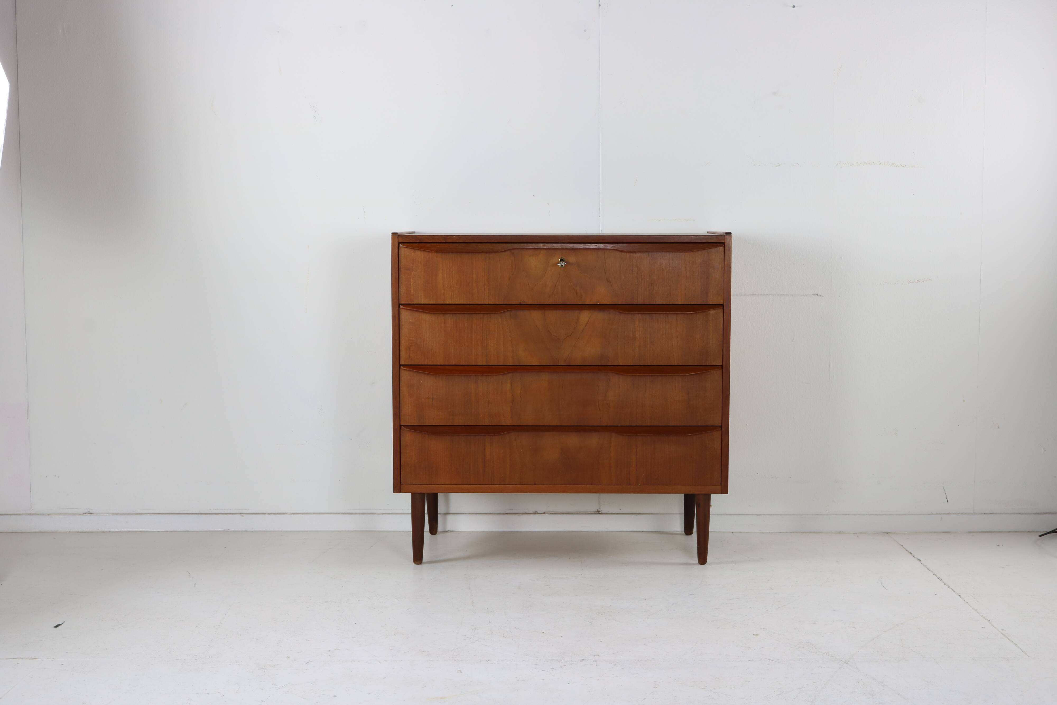 Danish design chest of drawers