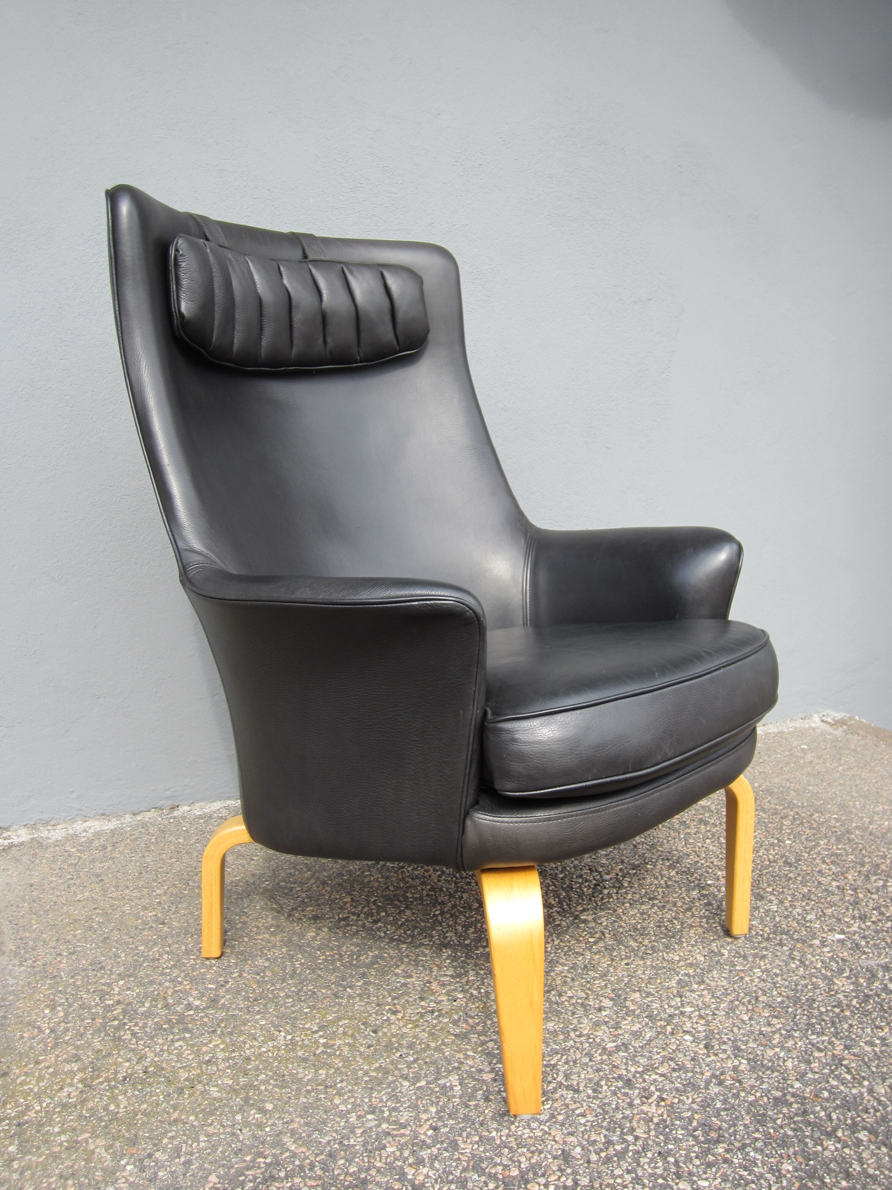 Pilot Scandinavian armchair by Arne Norell in black leather