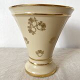 Vase ancien "danseurs " en verre opalin st uze