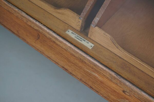 Cabinet de mercerie en chêne britannique ancien ou comptoir de magasin, années 1920/30.