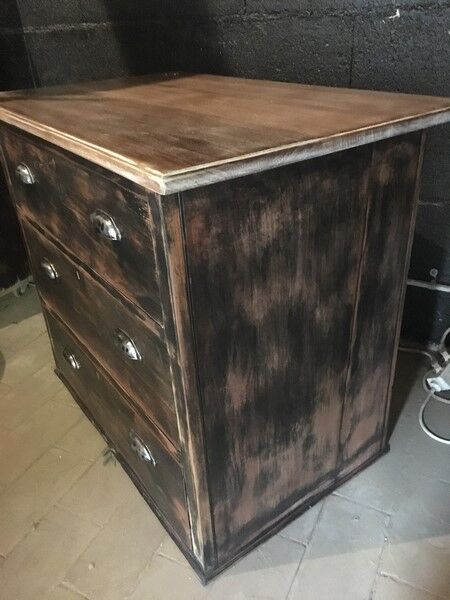 Dresser early XX eme redesigned