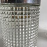 Hanging in chiseled glass and chrome metal