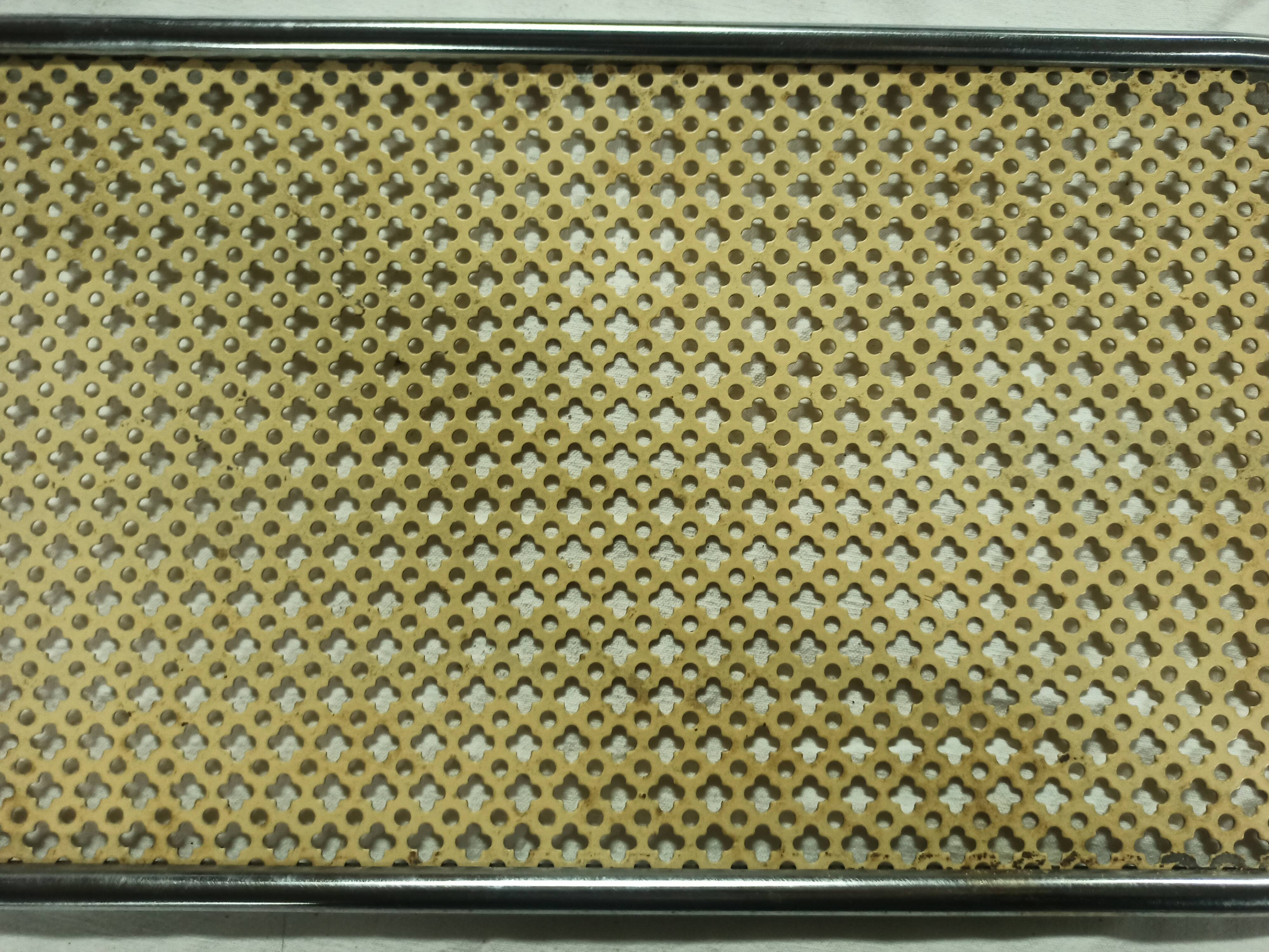 Yellow perforated iron plate top