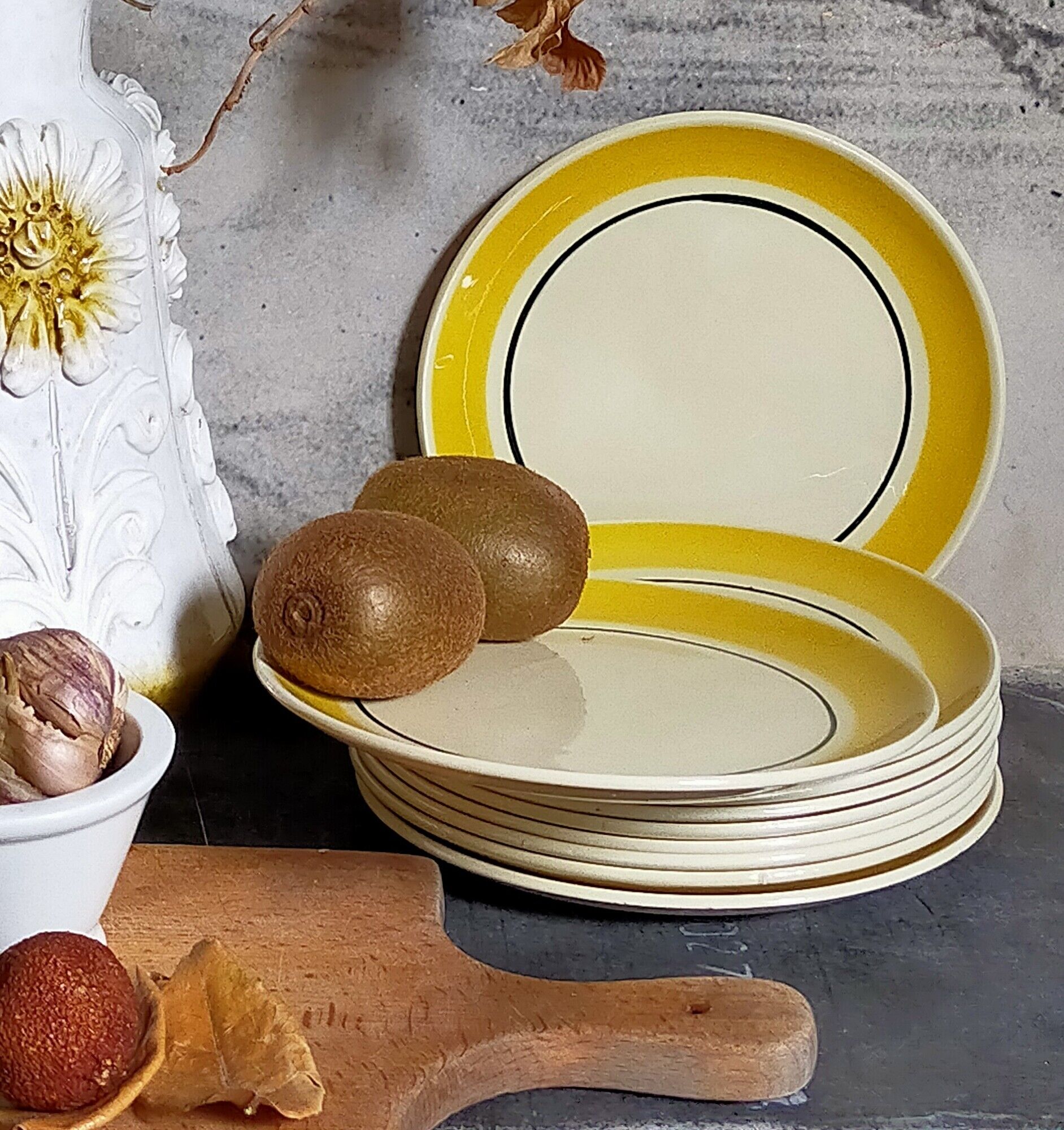Ten dessert plates faience from gien creation primefleur, vintage "caroline" service