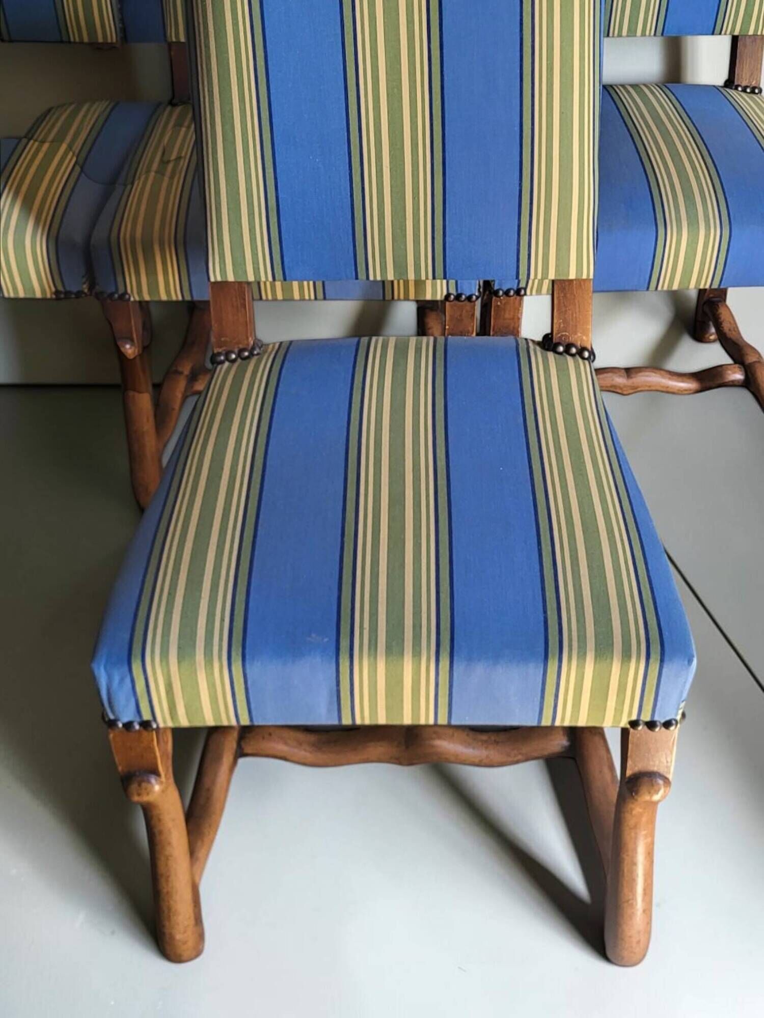 4 sheep bone chairs, Louis XIII style
