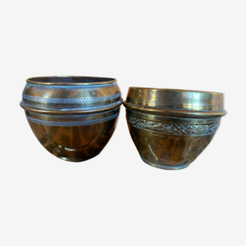 Pots en laiton ancien