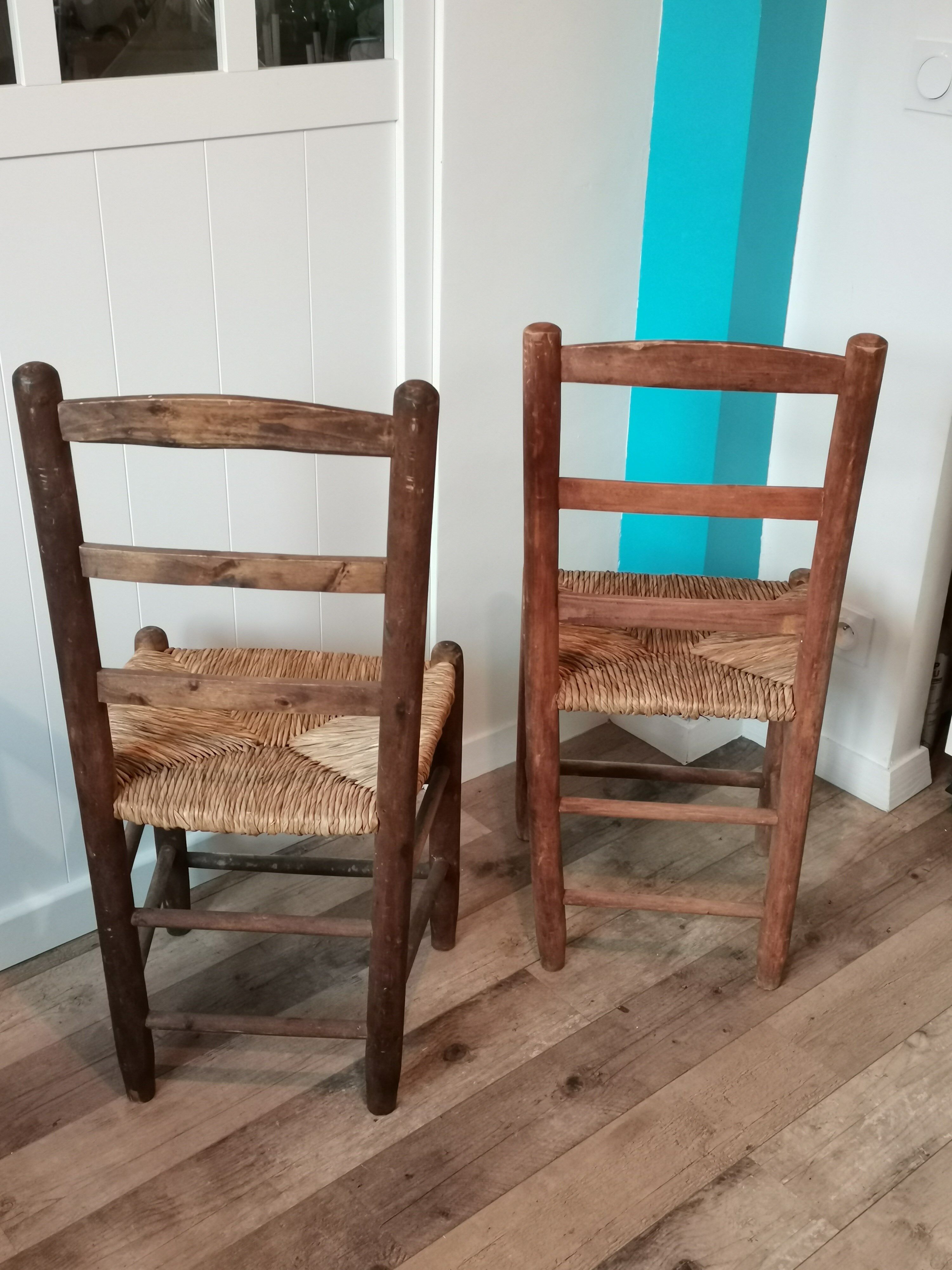 St of 2 raw wood and straw chairs